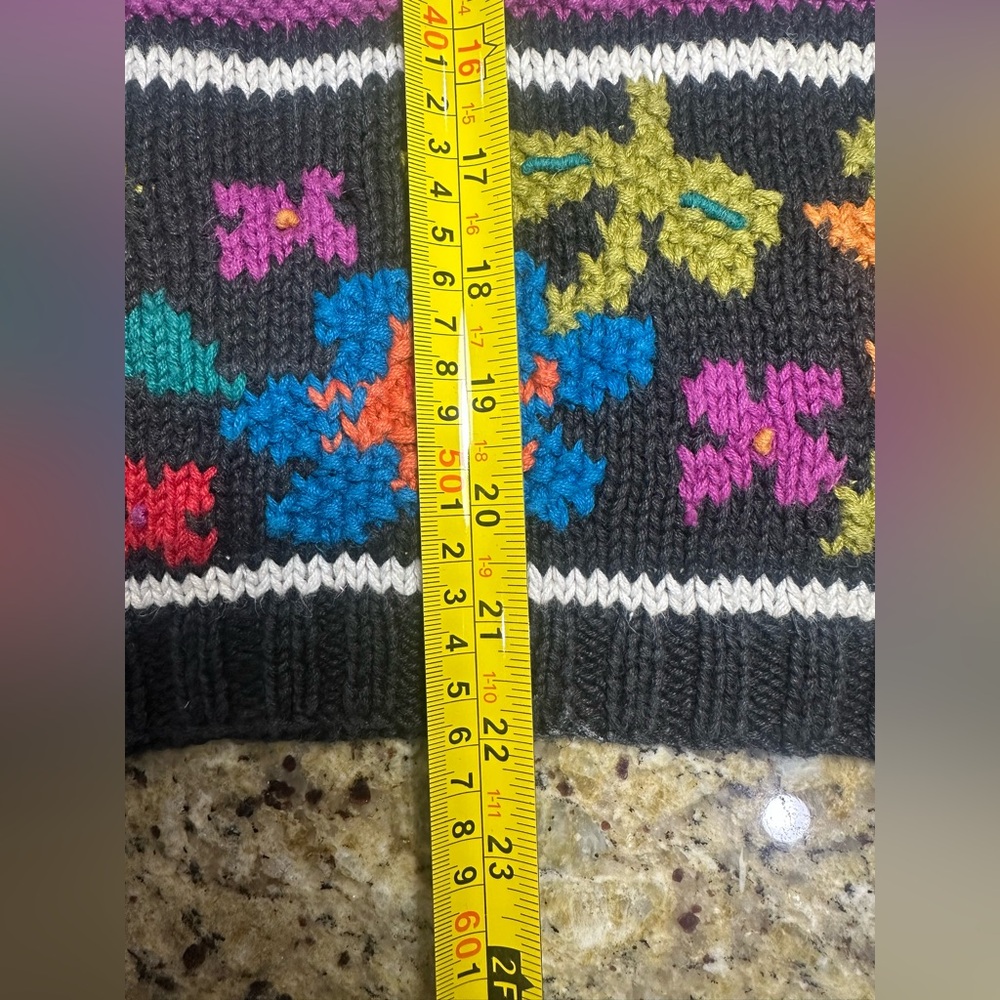 Colorful V-Neck Sweater - Picture 10 of 11